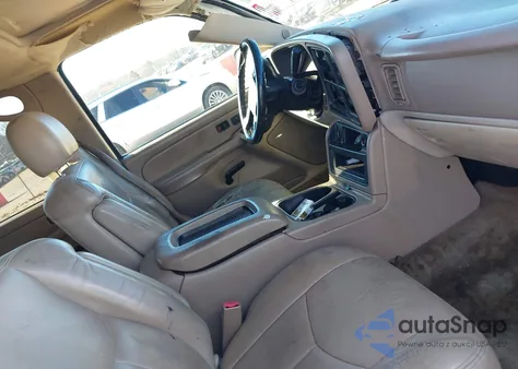 2004 Chevrolet Suburban 1500 Lt from USA, damaged, VIN 3GNEC16Z24G205028